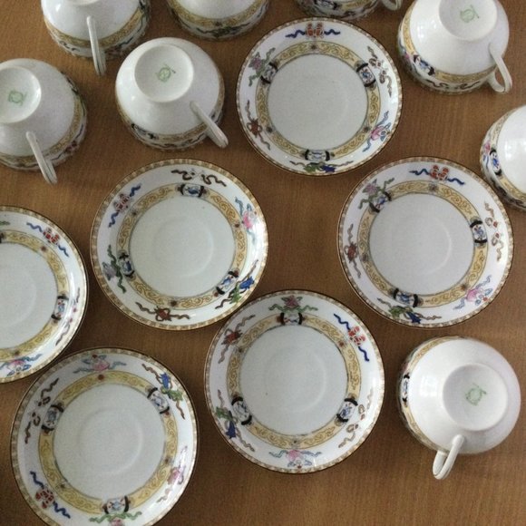 18pcs Hand painted Noritake Green M in wreath mark 8 cups & 10 saucers eggshell - Picture 8 of 12